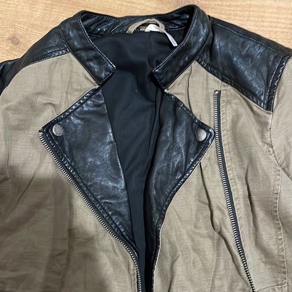 Free People Size 4 jacket - Picture 2 of 5